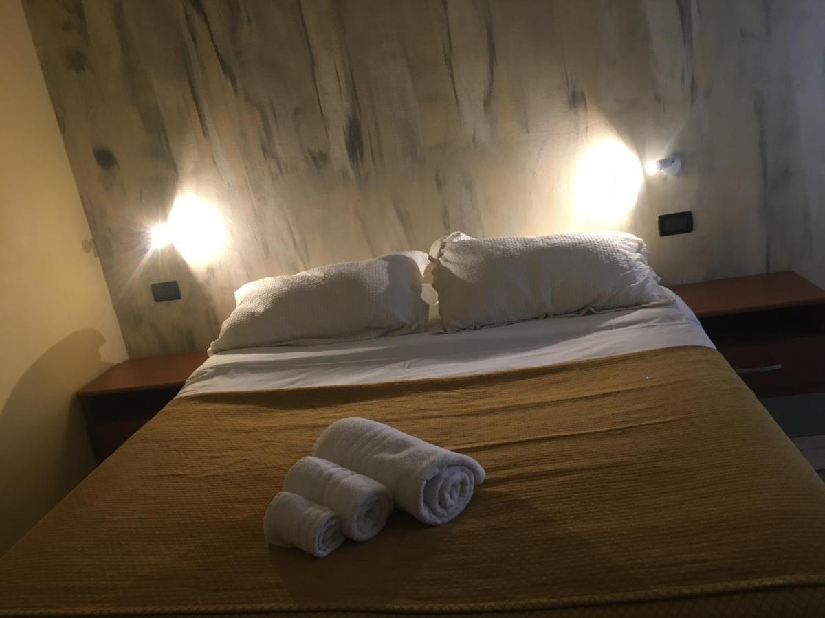 B & B La Guesthouse 포이리노 외부 사진